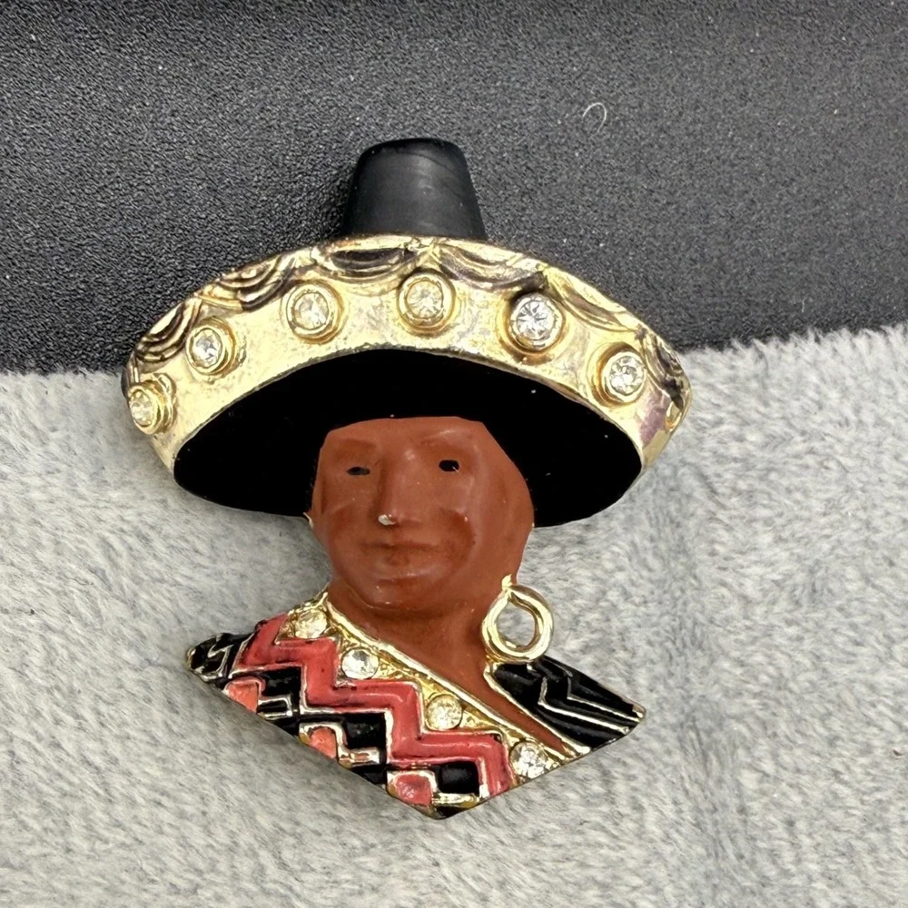 Vintage Estate Brooch Gold Tone Figural Sombrero Enamel Rhinestone Pin
